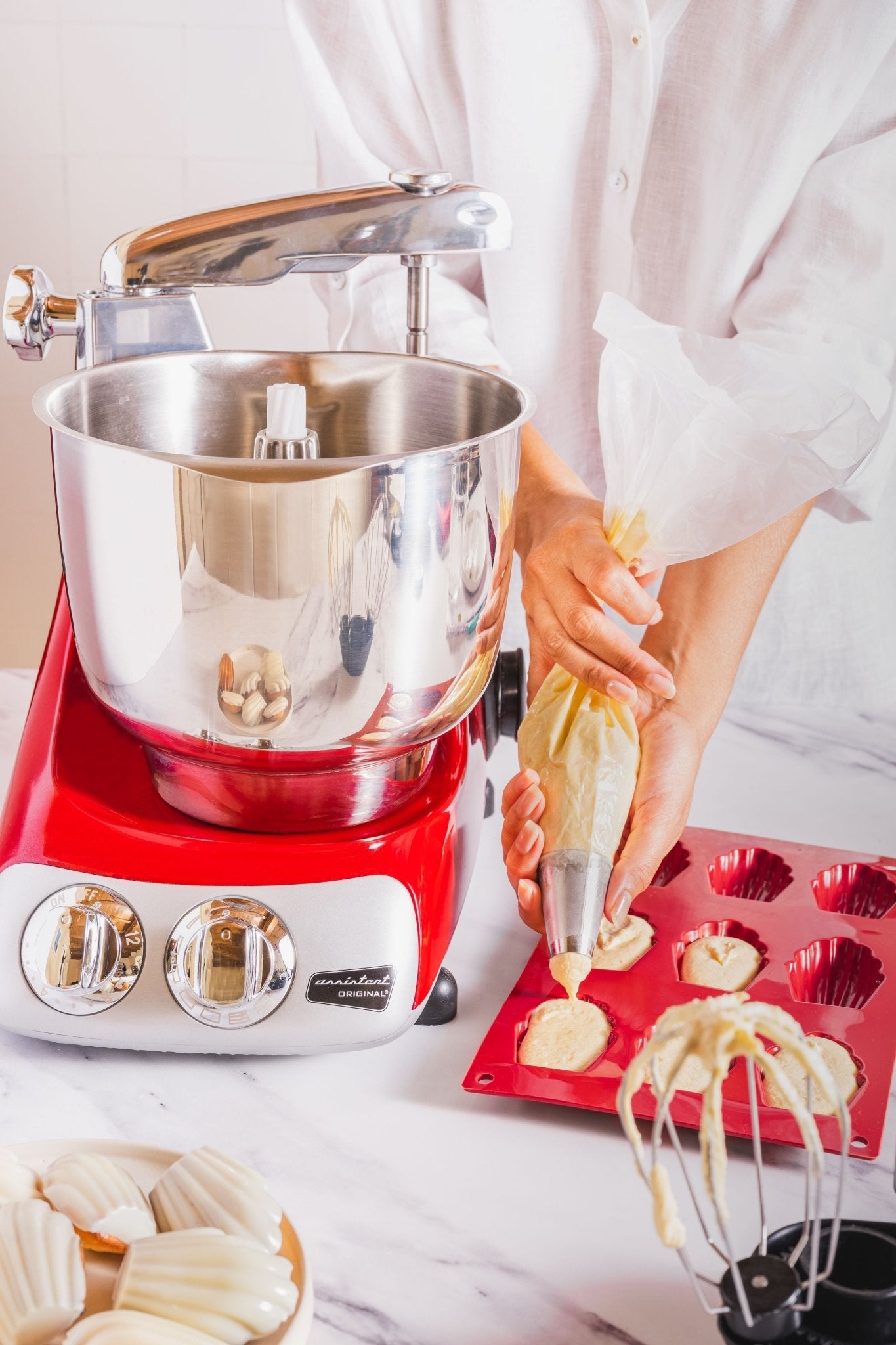 Why Home Bakers Love the Ankarsrum Mixer - Juicerville